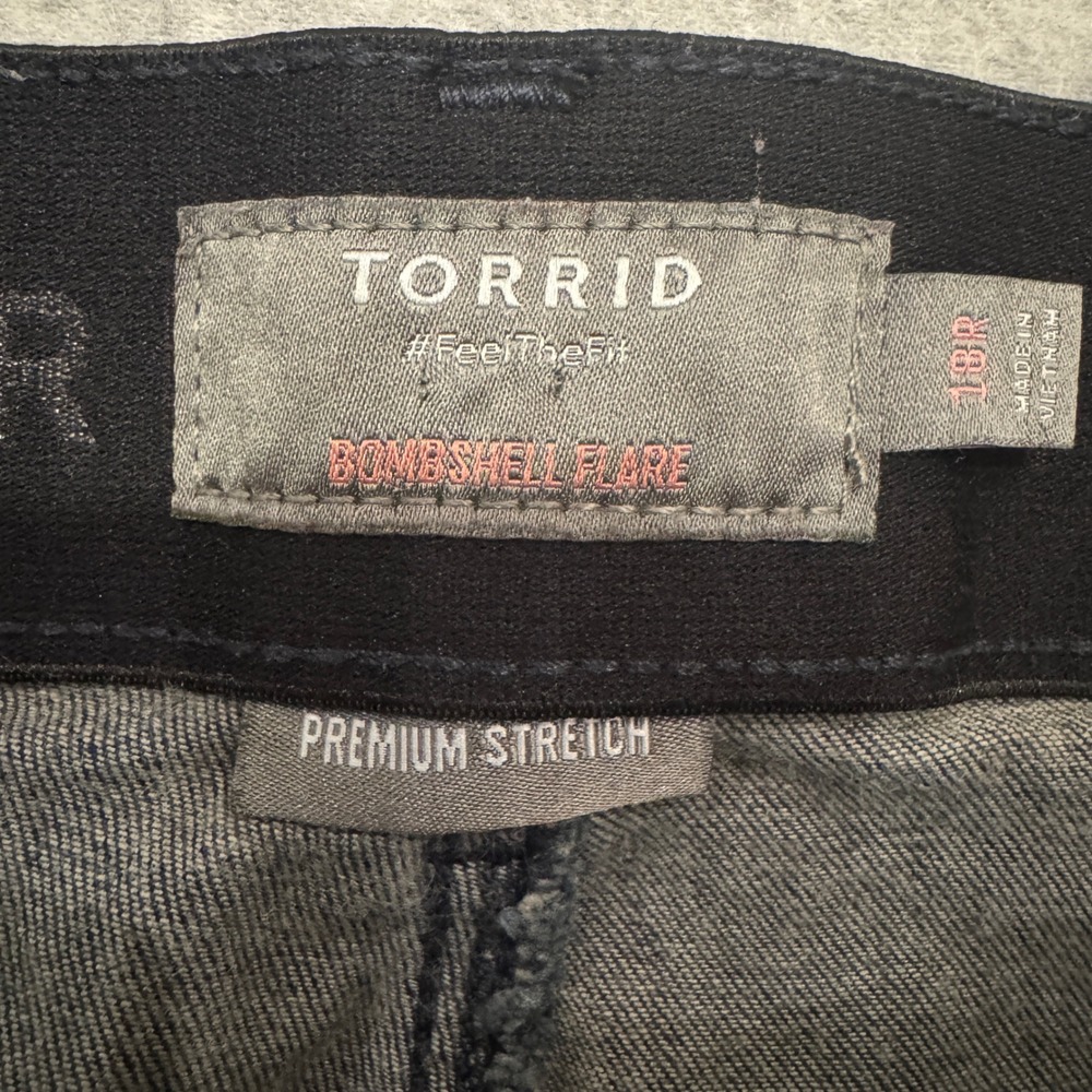 Torrid Bombshell Flare Jeans Dark Wash Premium Stretch Plus Size 18R Indigo - Picture 3 of 12